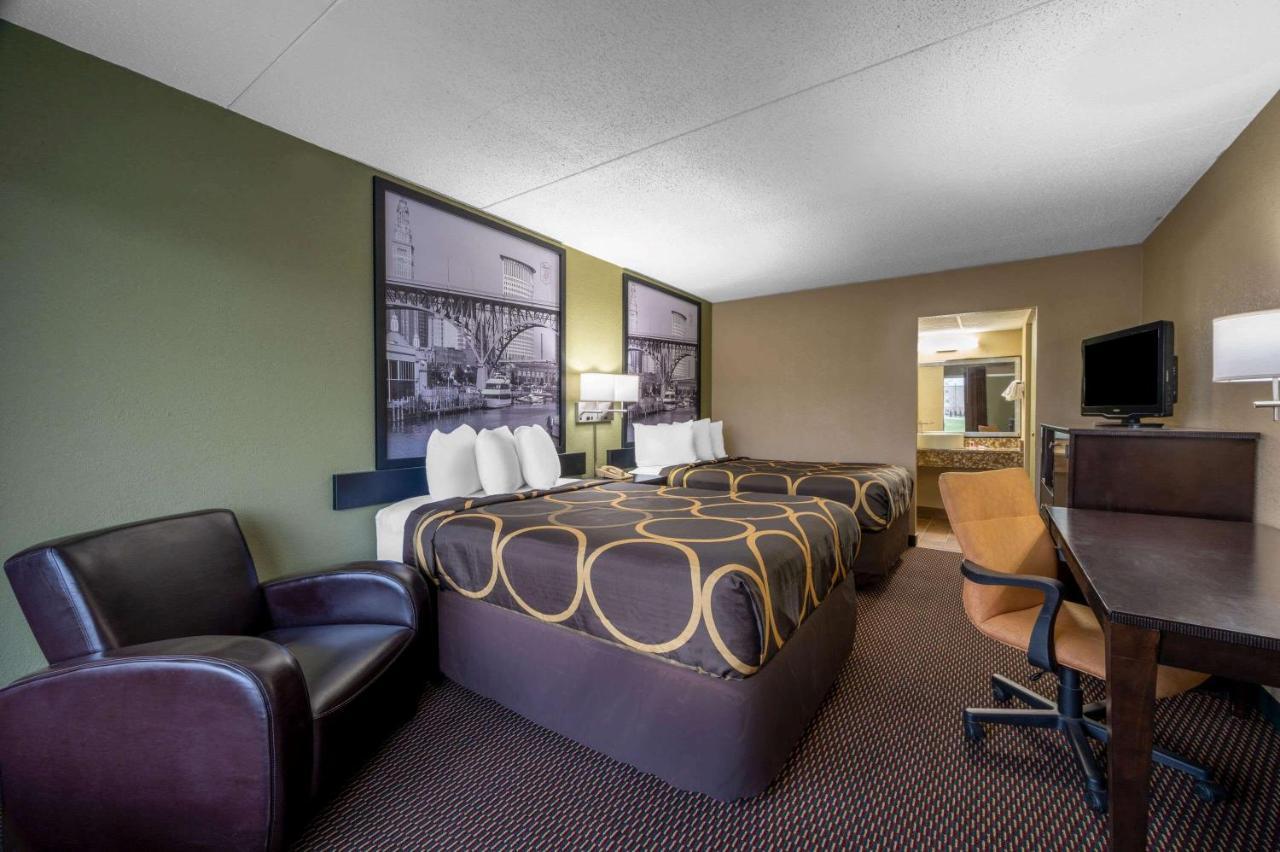 Super 8 By Wyndham Perrysburg-Toledo Hotell Eksteriør bilde