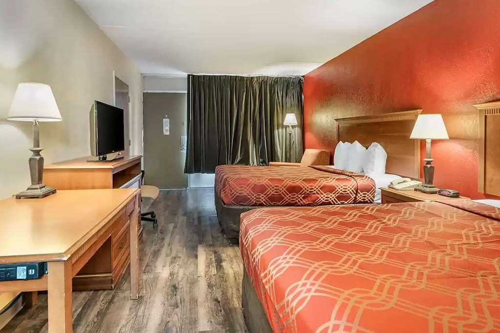 Super 8 By Wyndham Perrysburg-Toledo Hotell Rom bilde