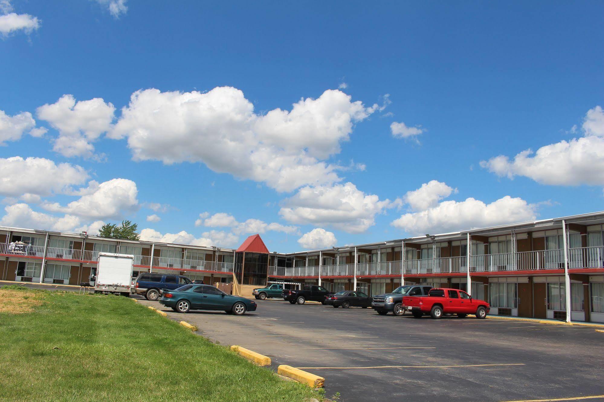 Super 8 By Wyndham Perrysburg-Toledo Hotell Eksteriør bilde